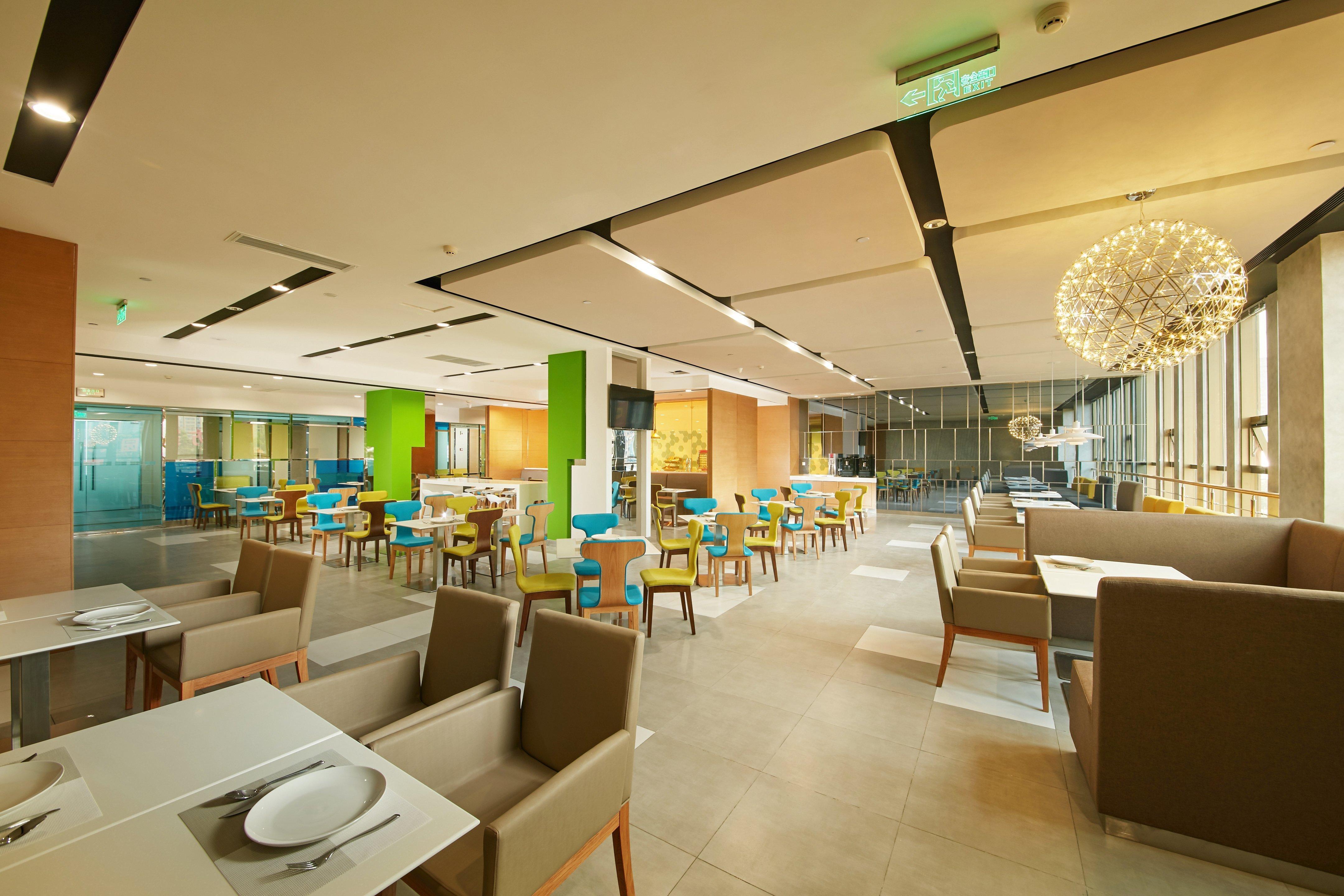 Holiday Inn Express Leshan City Square By Ihg High Speed Rail And Leshan Giant Buddha Kültér fotó